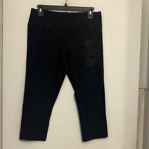 Nike+soul cycle  sparkly skull capri leggings recycled material (Large) ladies